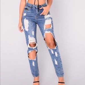 Brand New FashionNova Boyfriend Jeans!